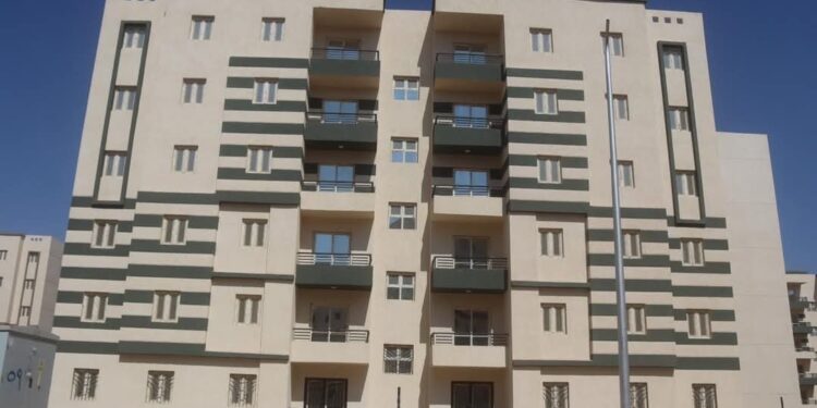 وزير الإسكان: 1.927 مليار جنيه قيمة المشروعات بخطة العام المالي الحالي بمدينة العاشر من رمضان