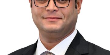 وزير الإسكان: تنفيذ حملات لغلق أنشطة مخالفة وإزالة مخالفات بناء وإشغالات بـ5 مدن جديدة