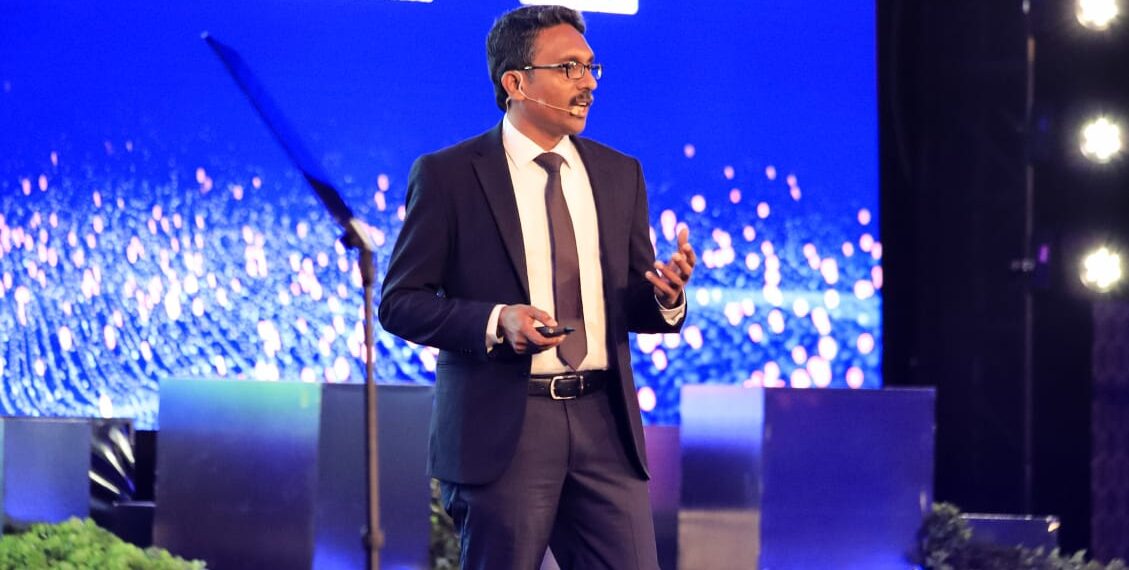 زوهو تطلق منصة “بروجيكتس بلاس” الذكية المدعومة بالذكاء الاصطناعي