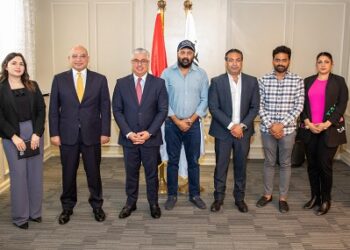 اقتصادية قناة السويس توقع عقد إنشاء مشروع “ويلو فيرو” الهندية للصناعات المعدنية بوادي التكنولوجيا