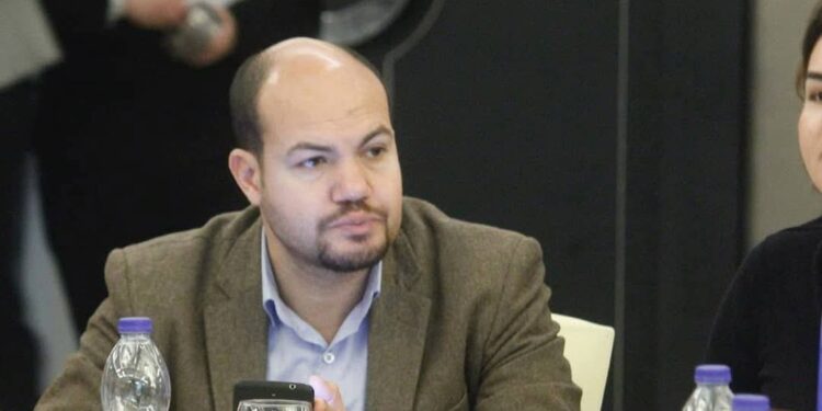 عضو مجلس إدارة شعبة صحفي الاتصالات: إصلاح المهنة يبدأ بإصلاح أحوال الصحفيين المادية والقضاء على المنتحلين