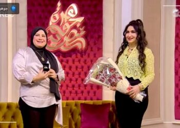 تبرعت بالورث والسيارة لإسعاد الأيتام ورأت الرسول في المنام.. ريهام مصطفى تحصل على قلاده ذهبية