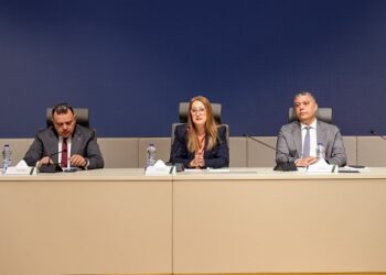 رئيس الهيئة القومية للبريد: العاملون هم الركيزة الأساسية لنجاح الهيئة