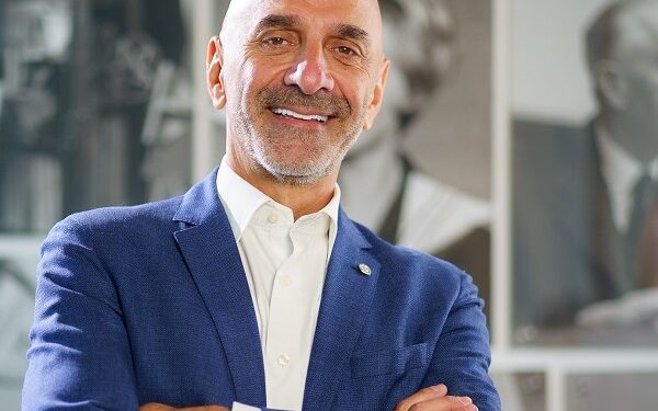 تتراباك تقود التحول في الاقتصاد الدائري بإعادة تدوير عبوات الكرتون المستخدمة (UBC) في مصر