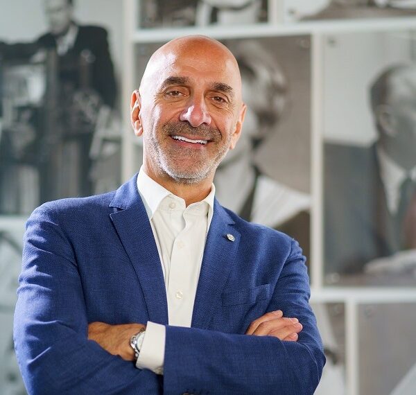 تتراباك تقود التحول في الاقتصاد الدائري بإعادة تدوير عبوات الكرتون المستخدمة (UBC) في مصر