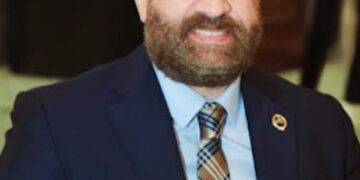 مهندس على زين: طرح  وحدات صناعية كاملة  التجهيزات يأتى  في ضوء الاستراتيجية الوطنية للصناعة 2030
