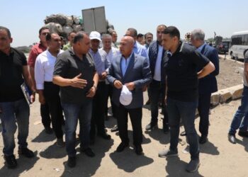 وزير النقل يتابع أعمال صيانة مشروع تطوير الطريق الدائري الإقليمي بطول 152 كم