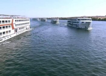 النقل تدعو شركات القطاع الخاص للاستثمار في قطاع النقل النهري بالتزامن مع تنفيذ خطة شاملة