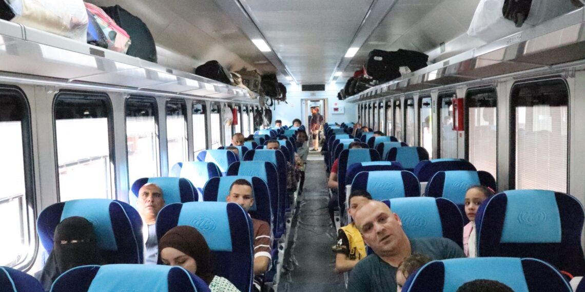 السكة الحديد تواصل تشغيل القطارات الإضافية على خطوط الشبكة لتيسير وتسهيل عودة المسافرين بعد انتهاء أجازة عيد الأضحى