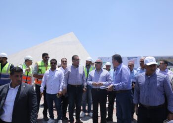 وزير النقل: العمل على مدار الساعة بالطريق الدائري لتقديم اعلى مستويات الخدمة للمواطنين و الظهور بالشكل المميز امام ضيوف مصر خلال الاحتفال بافتتاح المتحف المصري الكبير
