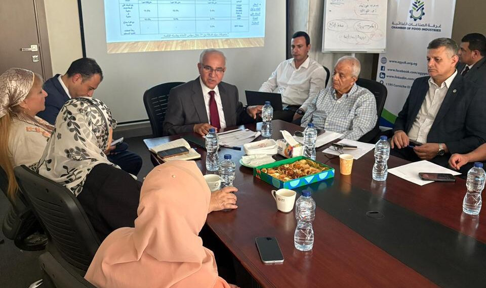 تعاون مشترك بين غرفة الصناعات الغذائية وبرنامج التنمية الزراعية