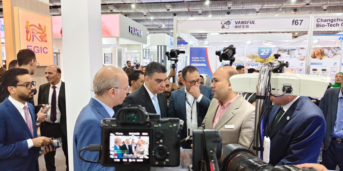 “بايو وادي” تطلق أول أجهزة مراقبة مرضى بتكنولوجيا مصرية.. وتصنع بمكون محلي بنسبة 70%