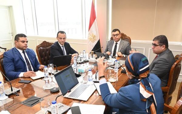 تحويل المشروعات العقارية الخضراء إلى أحد المصادر الرئيسية للدخل القومى