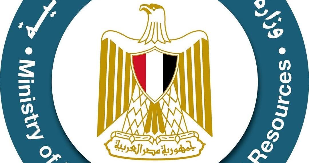 وزارة البترول: إعلانات التوظيف على مواقع التواصل وهمية وتستهدف الاحتيال باسم الهيئة المصرية العامة للبترول