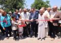 نائب وزير الإسكان: مد وتوسعة وتحسين خدمات الصرف الصحي بـ 31 منطقة ريفية بمحافظة المنوفية