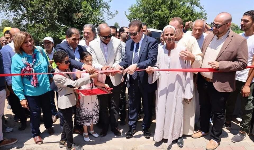 نائب وزير الإسكان: مد وتوسعة وتحسين خدمات الصرف الصحي بـ 31 منطقة ريفية بمحافظة المنوفية