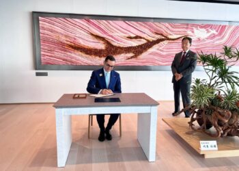 • “الخطيب”: الاحتفال باليوم الوطني لمصر يعد احتفالًا بالصداقة والثقة والتطلعات المشتركة بين مصر واليابان