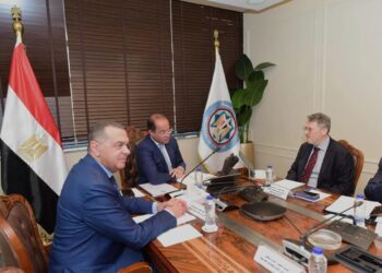 تعزيز الشراكة مع المؤسسة الدولية الإسلامية لتمويل التجارة فى مجالات الصحة والتعليم والطاقة والصناعة والزراعة والبنية التحتية