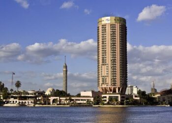 وزارة السياحة توضح ملابسات الحريق المحدود بفندق سوفتيل الجزيرة بالقاهرة