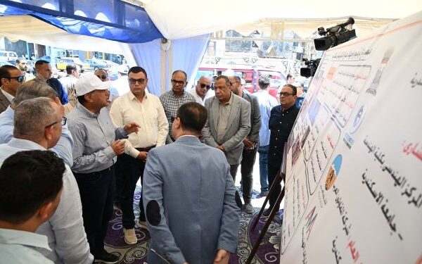 رئيس الوزراء يتفقد أعمال تطوير واجهات العقارات على طريق كورنيش الإسكندرية