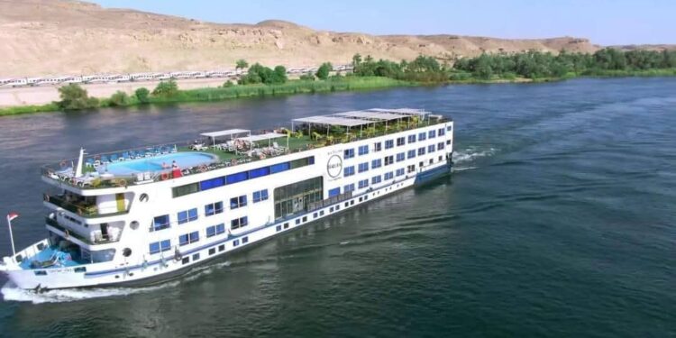 النقل تدعو شركات القطاع الخاص للاستثمار في قطاع النقل النهري