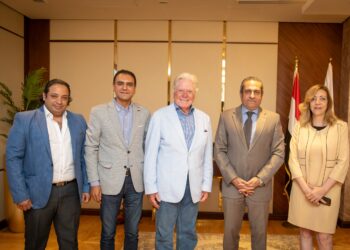 الفنان حسين فهمي يعلن عن تعاون فني لتوثيق المشروعات الثقافية بالعاصمة الإدارية الجديدة بالتعاون مع شركة Strike Media