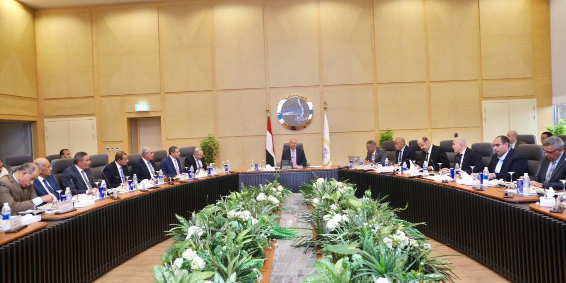 “القاهرة للعبارات” تتحول من الخسائر إلى الربح.. نمو حصتها من سوق الركاب بنسبة 12%