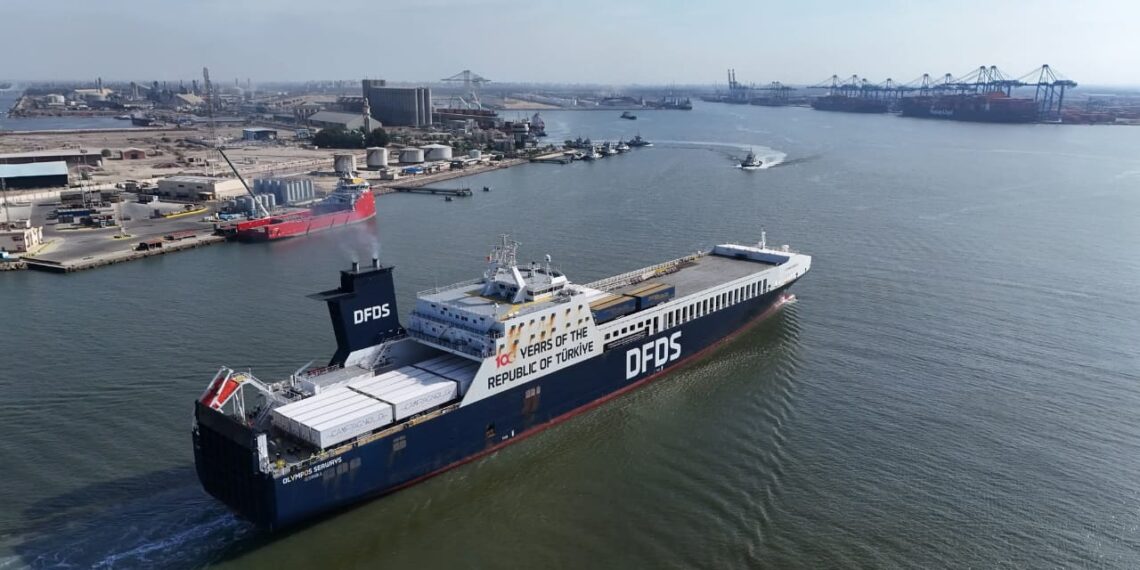 تعرف على المميزات التي يوفرها الخط الملاحي ” الرورو “