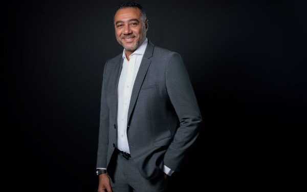 أيمن عصام