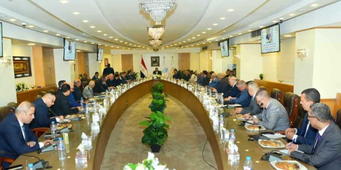 إطلاق مبادرات لتخفيض أسعار زيوت الطعام بالتعاون مع شركات القطاع الخاص