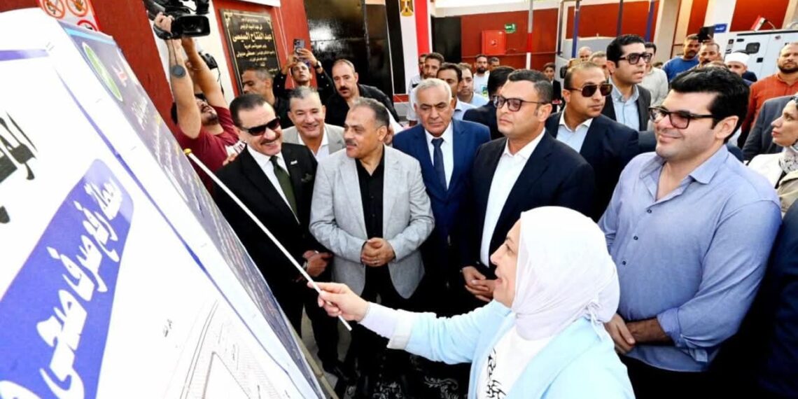 وزير الإسكان ومحافظ الشرقية يفتتحان محطة رفع الصرف الصحي البقلي بمركز الزقازيق بالمحافظة