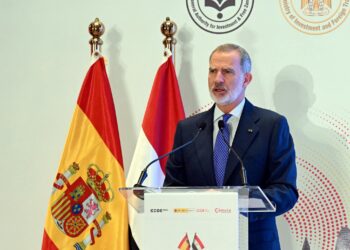ملك أسبانيا: الشركات الأسبانية تعمل في مصر منذ عقود قد ترسخت مكانتها.. وأكثر من 60 شركة أسبانية اليوم مستقرة في هذا البلد وتسهم بخبراتها في تطوير علاقتنا الاقتصادية والتجارية
