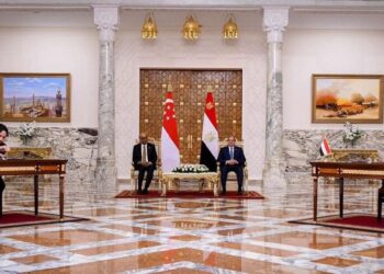 توقيع مذكرة تفاهم مع مؤسسة التعاون السنغافورية لتعزيز التعاون الاقتصادي في مجالات الطاقة المتجددة والموانئ والتعليم والتحول الرقمي