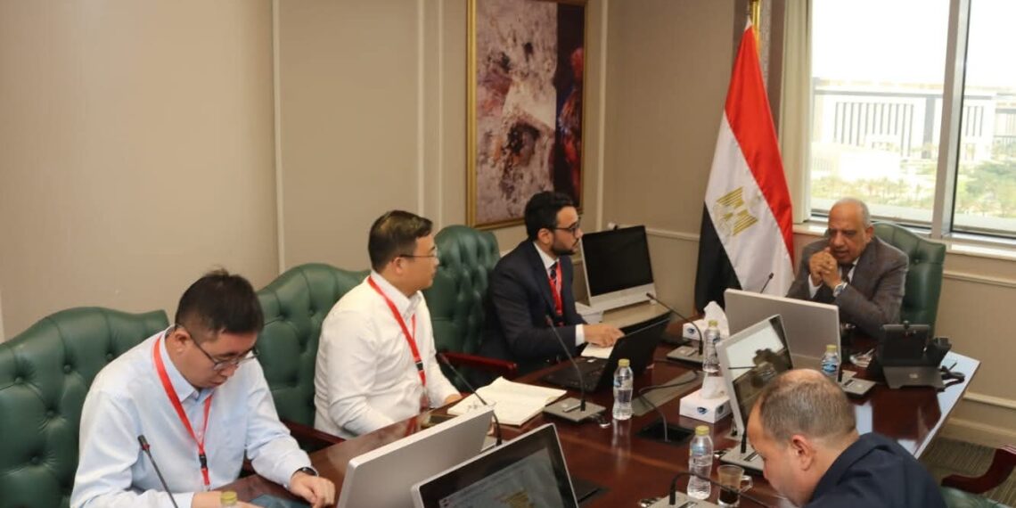 وزير الكهرباء يبحث مع مجموعة سانجرو الصينية التعاون فى مجالات تصنيع مهمات الطاقة المتجددة وبطاريات تخزين الطاقة