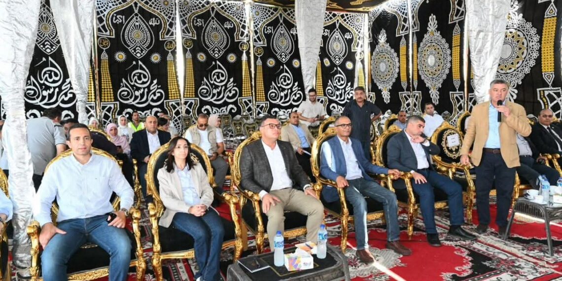 انشاء 7 محطات مياه شرب بطاقة 317 ألف م3/يوم و19 مشروع خطوط مياه شرب وشبكات لزيادة الضغوط ورفع الكفاءة بالبحيرة