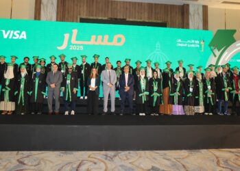 للعام الثالث على التوالي.. البريد المصري يكرّم أوائل الثانوية العامة والأزهرية والدبلومات الفنية