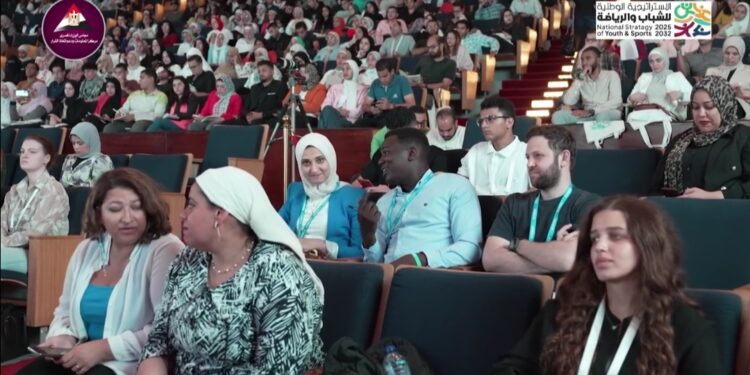 “مركز معلومات الوزراء” يُسلط الضوء على إطلاق الاستراتيجية الوطنية للشباب والرياضة في مصر