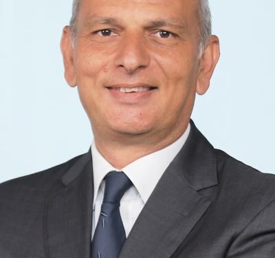 أيمن سامي، مدير مكتب جيه إل إل مصر