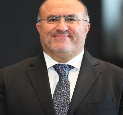 الدكتور أيمن أميري
