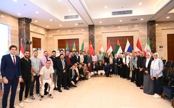 في إطار جهود الهيئة العامة للرقابة المالية لنشر الوعي والثقافة المالية بين الشباب، وتعريفهم بالأنشطة المالية غير المصرفية،