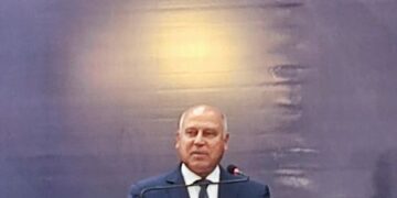 الفريق كامل الوزير