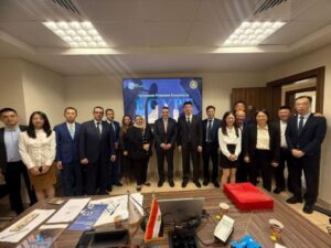 التمثيل التجاري يبحث مع وفد رفيع من إقليم شيامن الصيني 