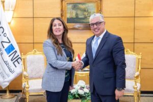 رئيس اقتصادية قناة السويس يستقبل السفيرة الأمريكية بالقاهرة ووفد من كبريات الشركات الأمريكية 