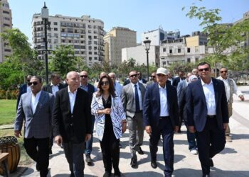 رئيس الوزراء يتفقد مشروع إحياء حديقة الأزبكية التراثية بعد الانتهاء من الأعمال
