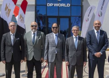 رئيس مصلحة الجمارك المصرية يزور دي بي ورلد – السخنة