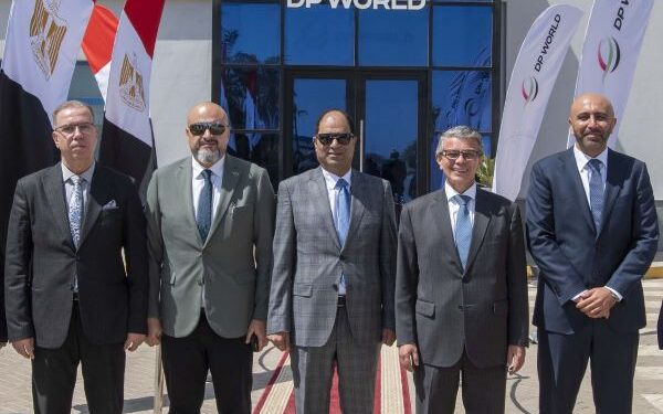 رئيس مصلحة الجمارك المصرية يزور دي بي ورلد – السخنة