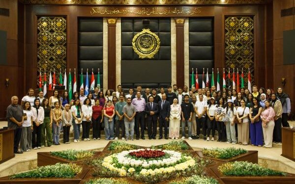 معسكر شباب الجامعات العربية