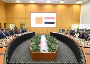 وزير الإسكان يستقبل وزير الأشغال البحريني لبحث أوجه التعاون بين مصر والبحرين