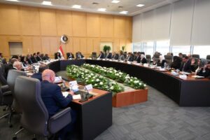 وزير الصناعة يترأس الاجتماع الثلاثين للمجموعة الوزارية للتنمية الصناعية