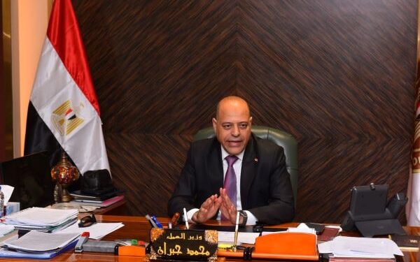 وزير العمل محمد جبران